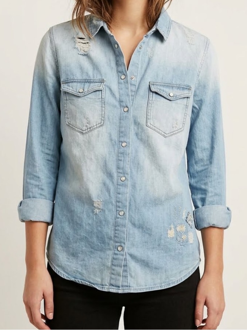 URBAN OUTFITTERS | BDG Chambray Button Down Faded Distressed Denim Top Medium